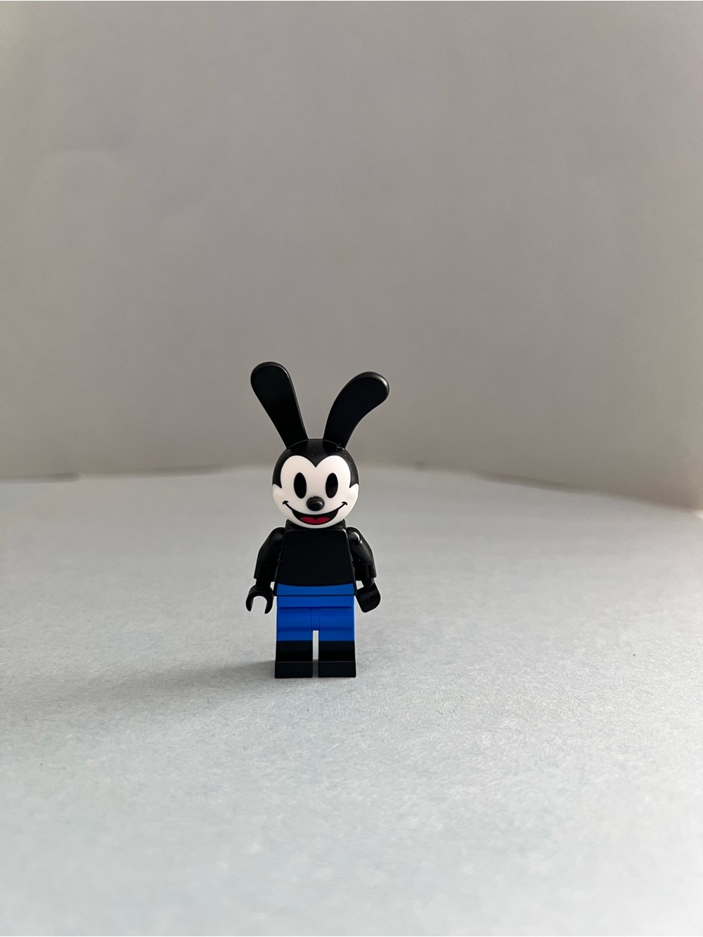 LEGO Minifigure Series Disney 100 Oswald the Lucky Rabbit